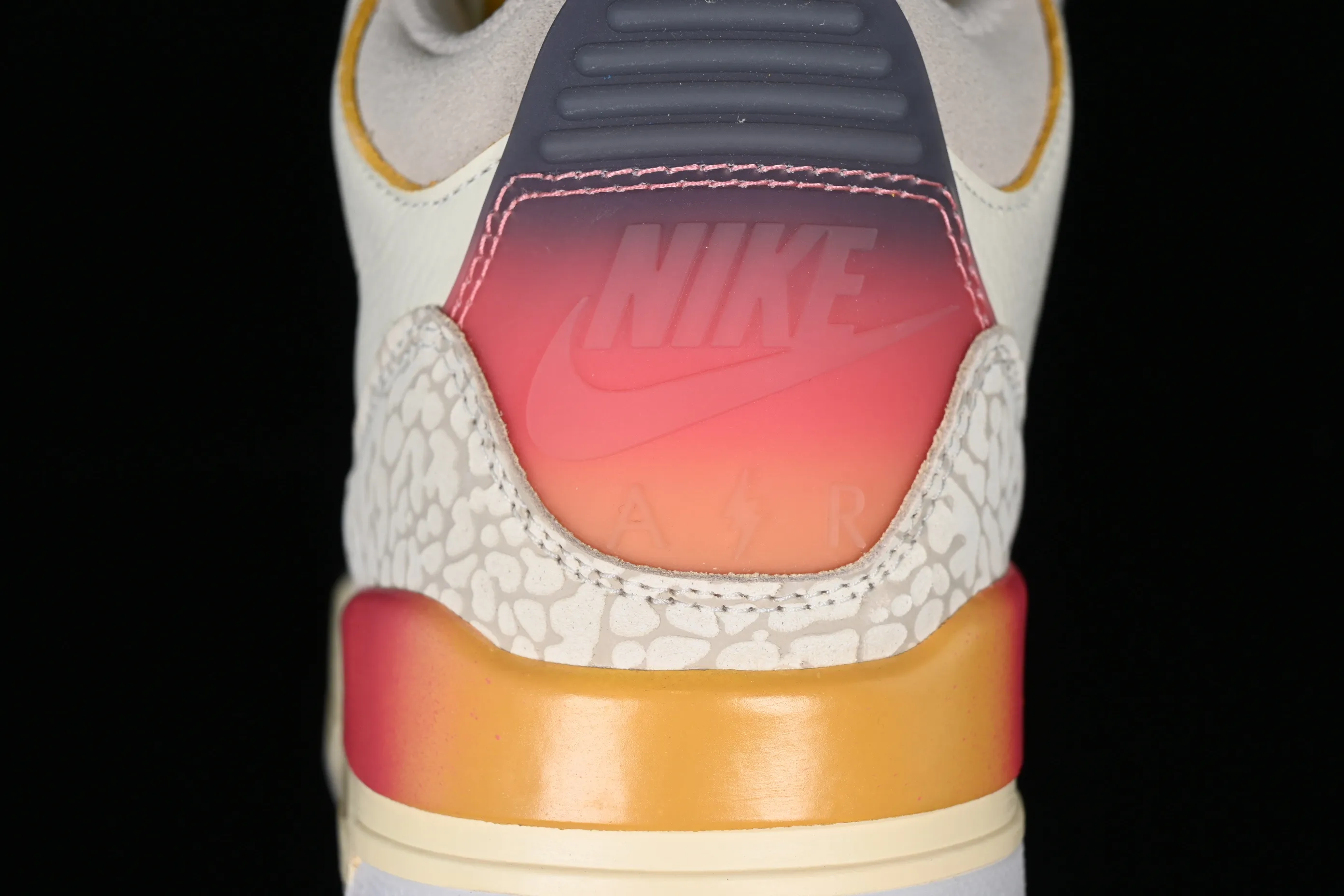 All categories Air Jordan Jordan series basketball shoes Air Jordan 3 foreign trade version J.Balvin x Air Jordan 3 Retro AJ3 Joe 3 rainbow gradient FN0344-901